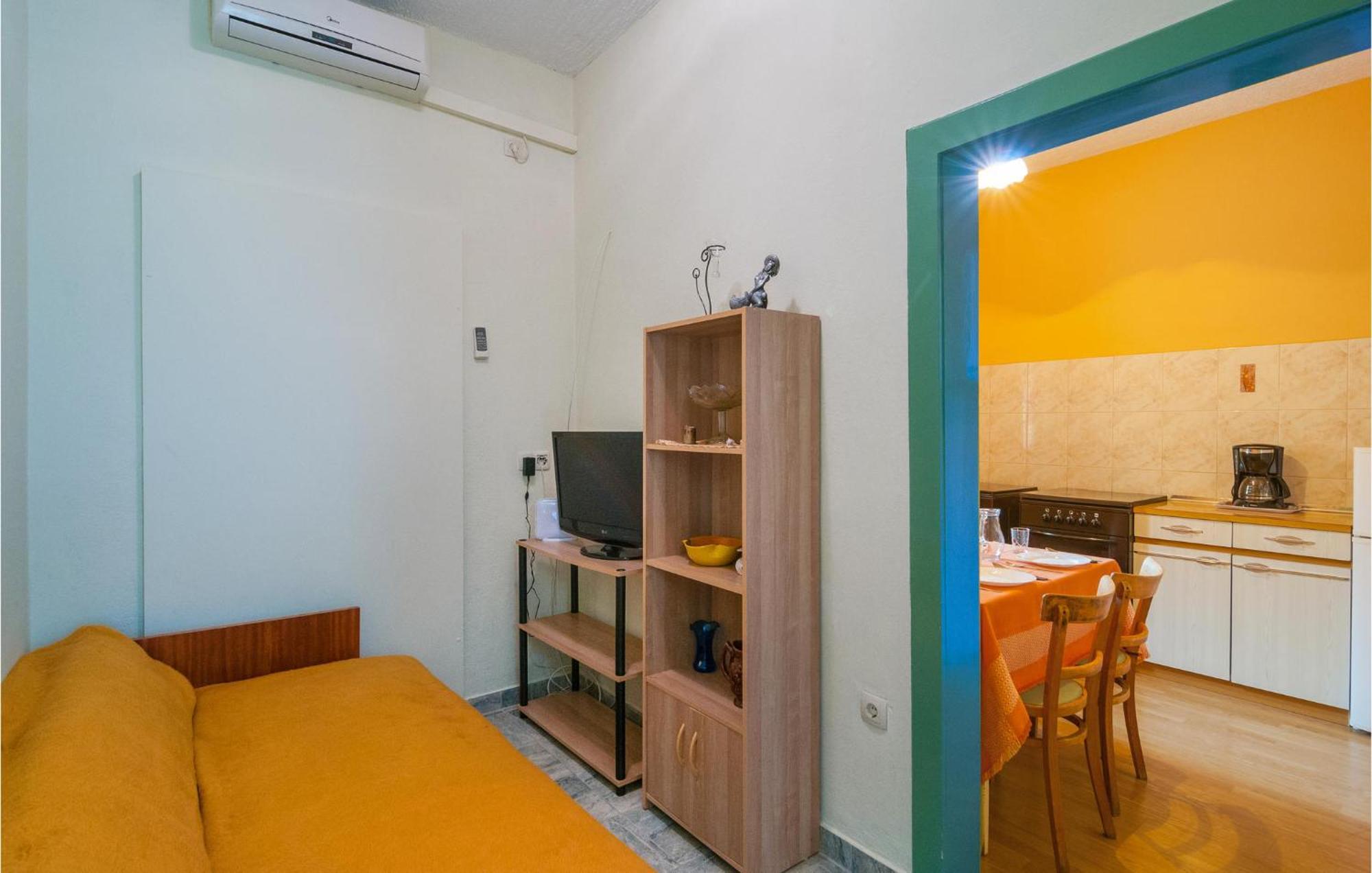 Two-Bedroom Apartment Lokva Rogoznica With Sea View 02 외부 사진
